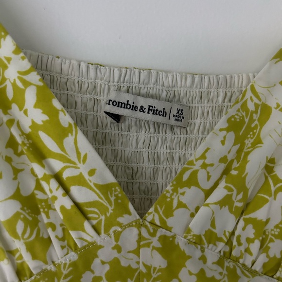 EUC - Abercrombie & Fitch floral dress, XS - Picture 3 of 7